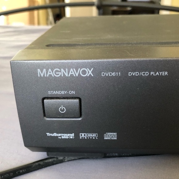Magnavox DVD/CD Player Model DVD611AT Black Tested No Remote or Cables - Picture 3 of 7
